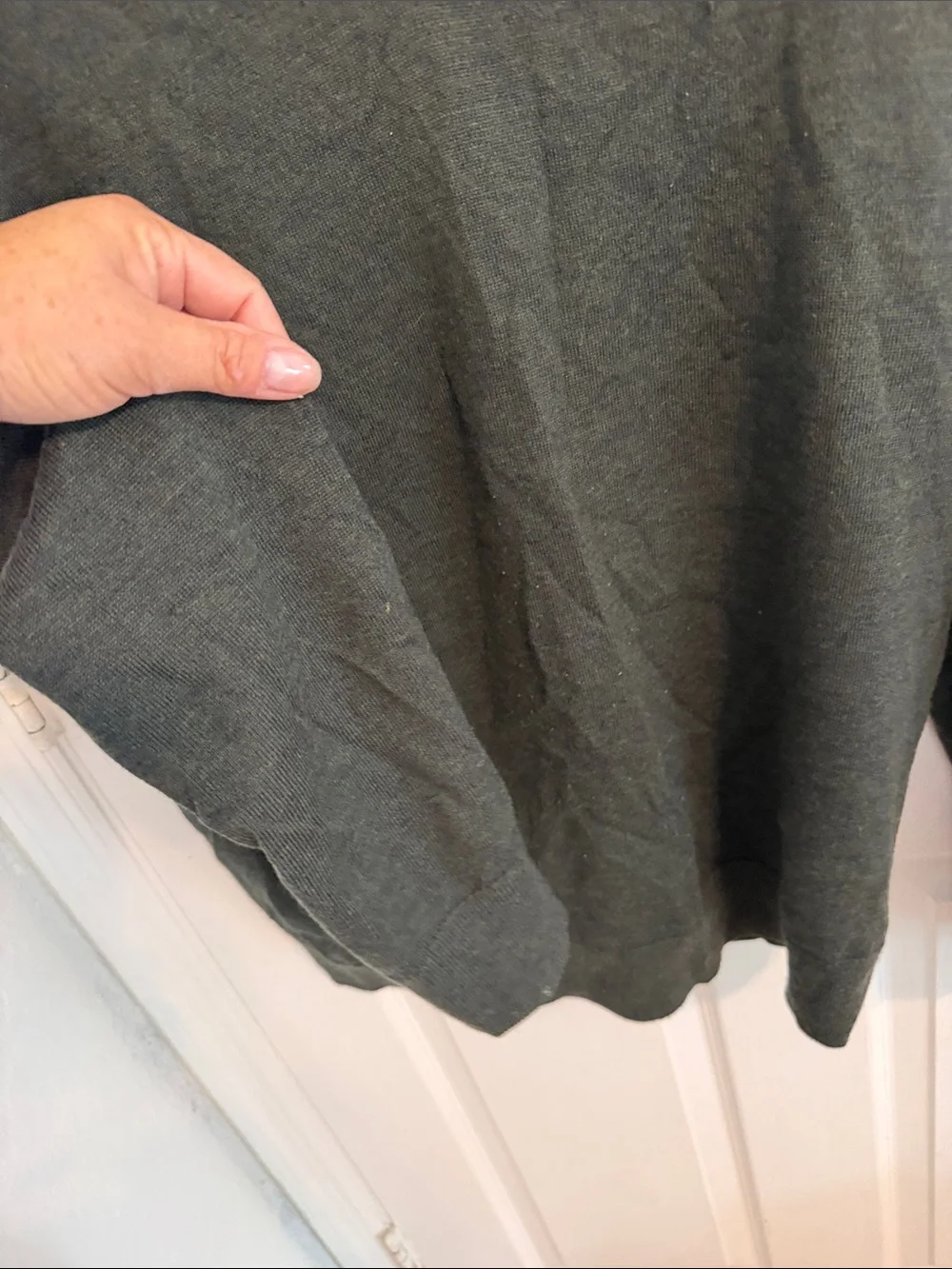 Banana Republic Olive V-Neck Sweater - Men's